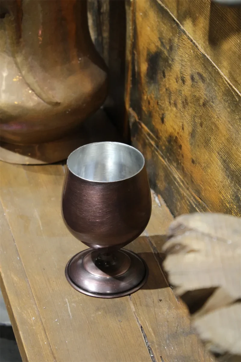 El yapımı bakır kadeh — Merlot Kadeh 500 ml Düz Oksit — iç görünüm — BakırBul