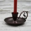 El yapımı bakır şamdan — Metal Nostalji Mumluk & El Şamdanı Kendinden İğneli Acı Kahve Oksit Kulp — üstten görünüm — BakırBul