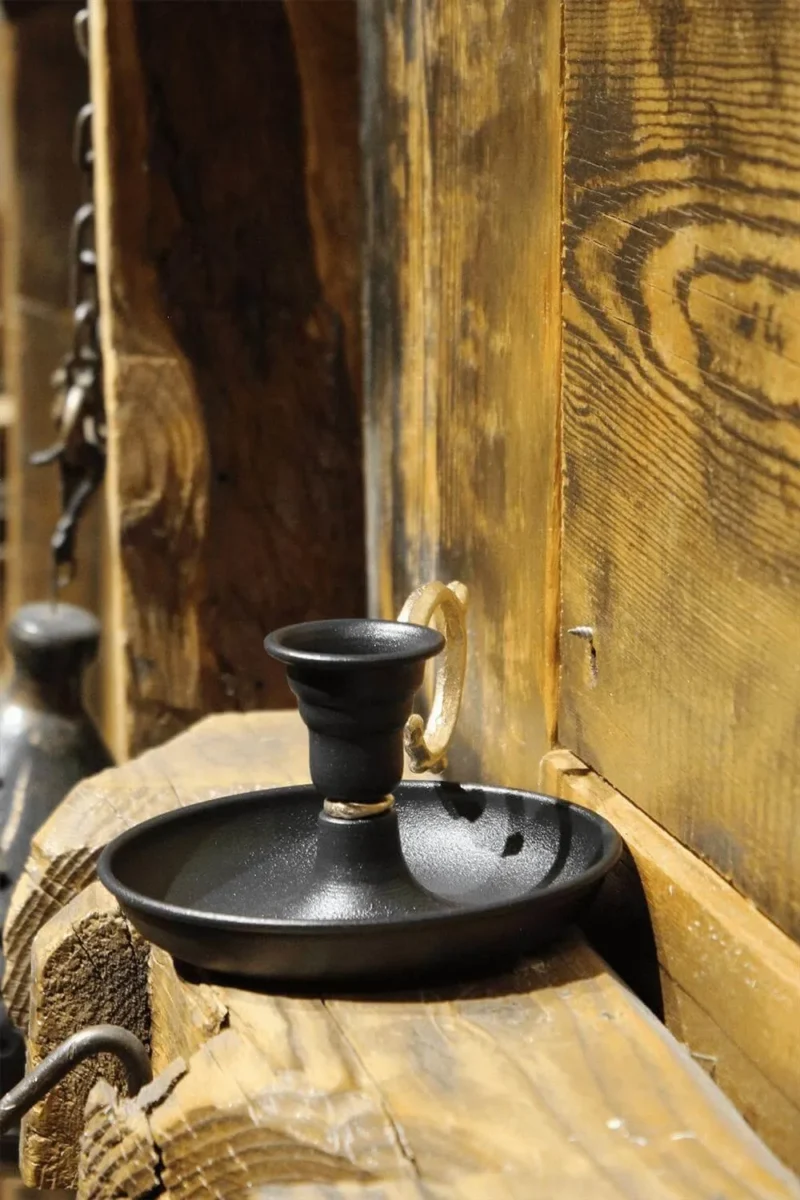 El yapımı bakır şamdan — Metal Nostalji Mumluk & El Şamdanı Kendinden İğneli Siyah — görsel 12 — BakırBul