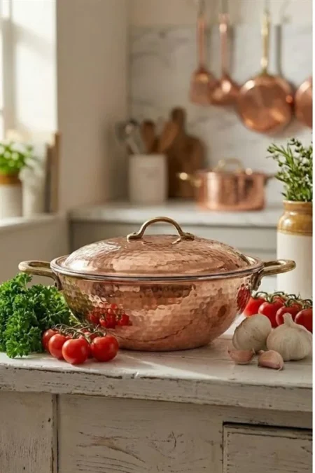 Wok Tava 25 Cm Kapaklı El Dövme Kırmızı El yapımı bakır tava — Wok Tava 25 Cm Kapaklı El Dövme Kırmızı — BakırBul