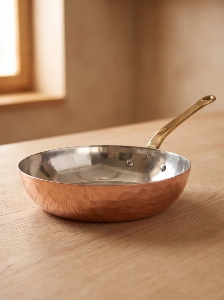 sahika-tava-4-no-20-cm-sadece-taban-el-dovme-kirmizi-bb7567-1-sahne-1 El yapımı bakır tava — Şahika Bakır Tava 4 No 20 cm Sadece Taban El Dövme Kırmızı — kızartma ve kavurma — BakırBul