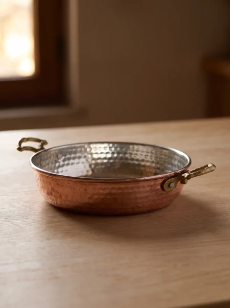 soylu-tava-3-no-18-cm-ince-kirmizi-bb7604-1-sahne-1 El yapımı bakır tava — Soylu Bakır Tava 3 No 18 cm İnce Kırmızı — kızartma ve kavurma — BakırBul