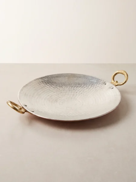 ziyafet-kavurma-saci-26-cm-el-dovme-kirmizi-bb4867-1-sahne-1-1 El yapımı bakır ürün — Bakır Ziyafet Kavurma Sacı 26 cm El Dövme Kırmızı — kavurma ve közleme — BakırBul